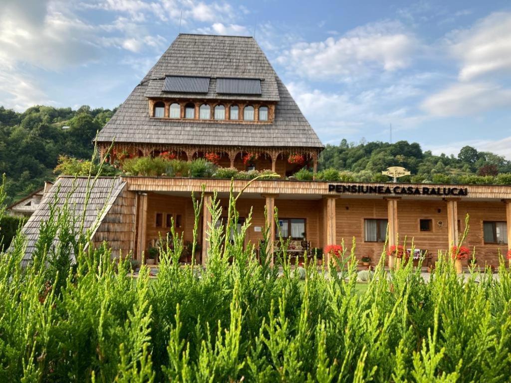 Casa Ralucai Hotell Moisei Exteriör bild