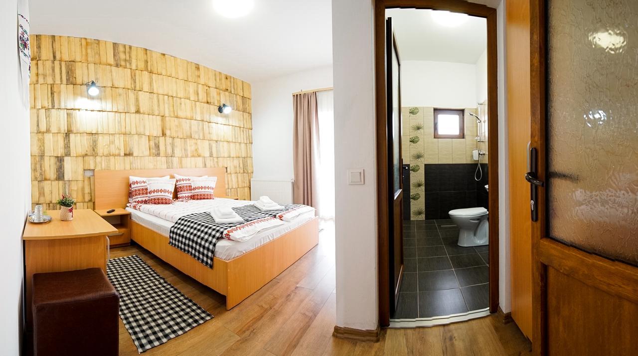 Casa Ralucai Hotell Moisei Exteriör bild