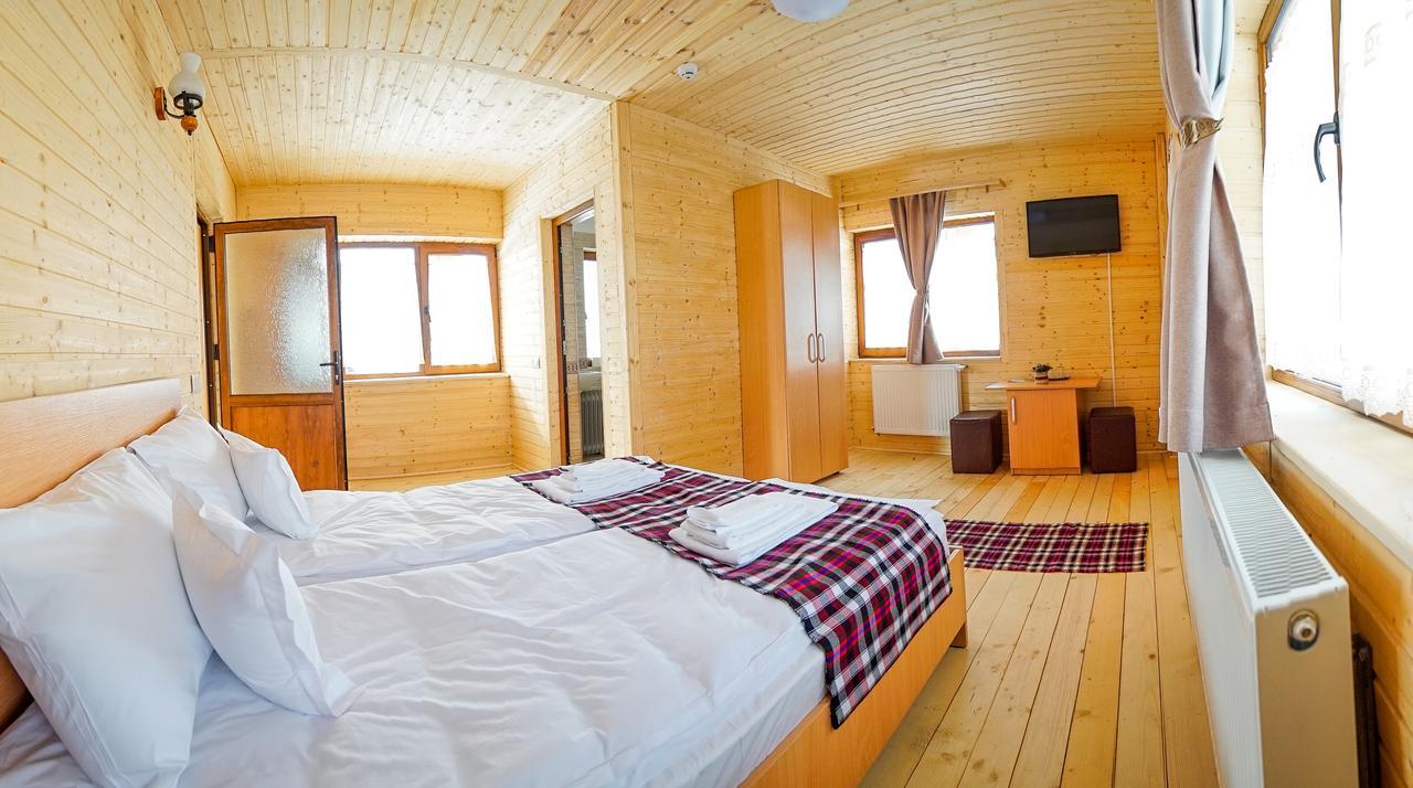 Casa Ralucai Hotell Moisei Exteriör bild