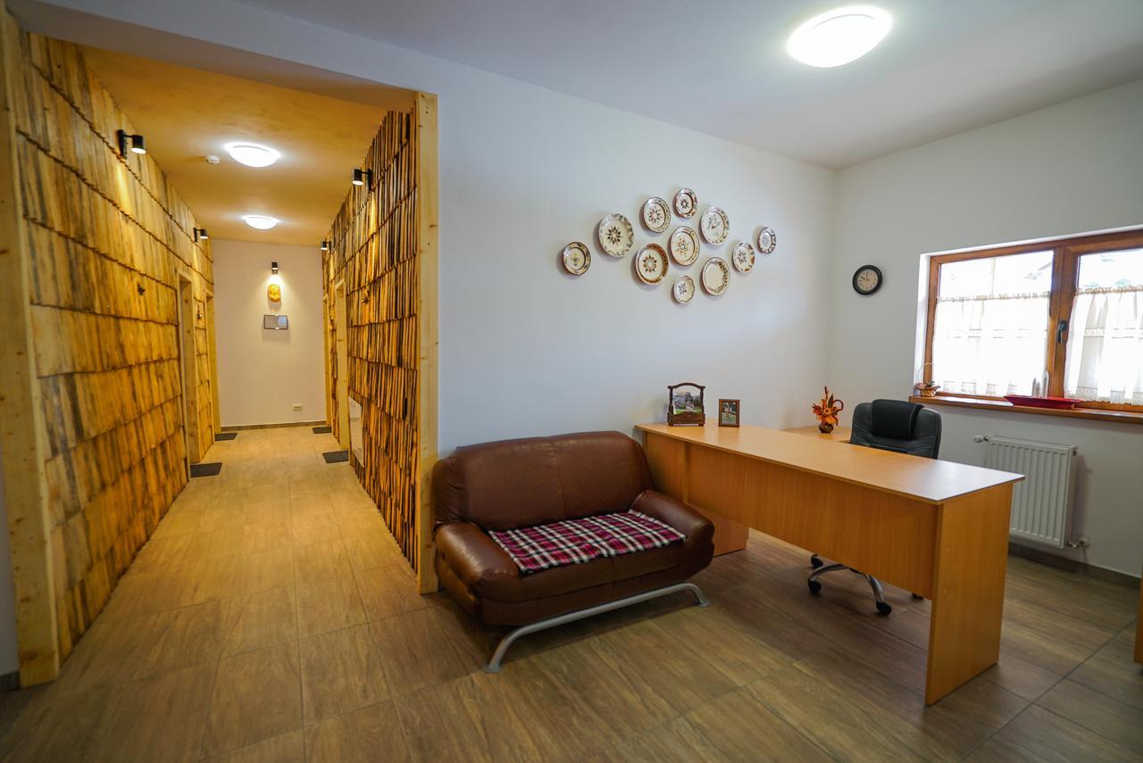 Casa Ralucai Hotell Moisei Exteriör bild