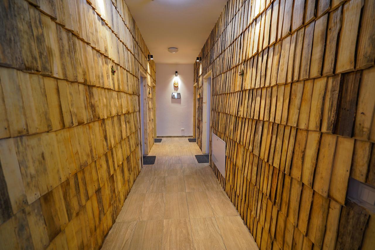 Casa Ralucai Hotell Moisei Exteriör bild