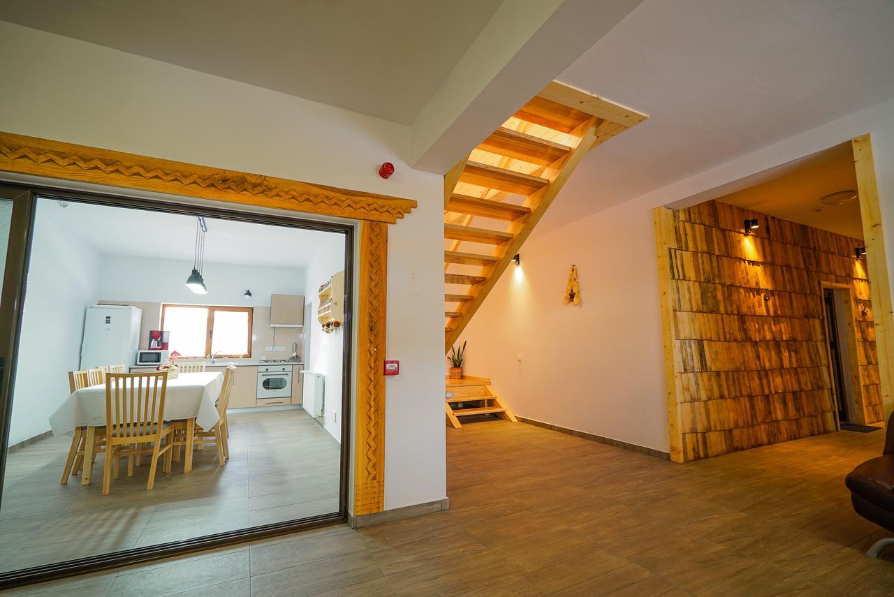 Casa Ralucai Hotell Moisei Exteriör bild
