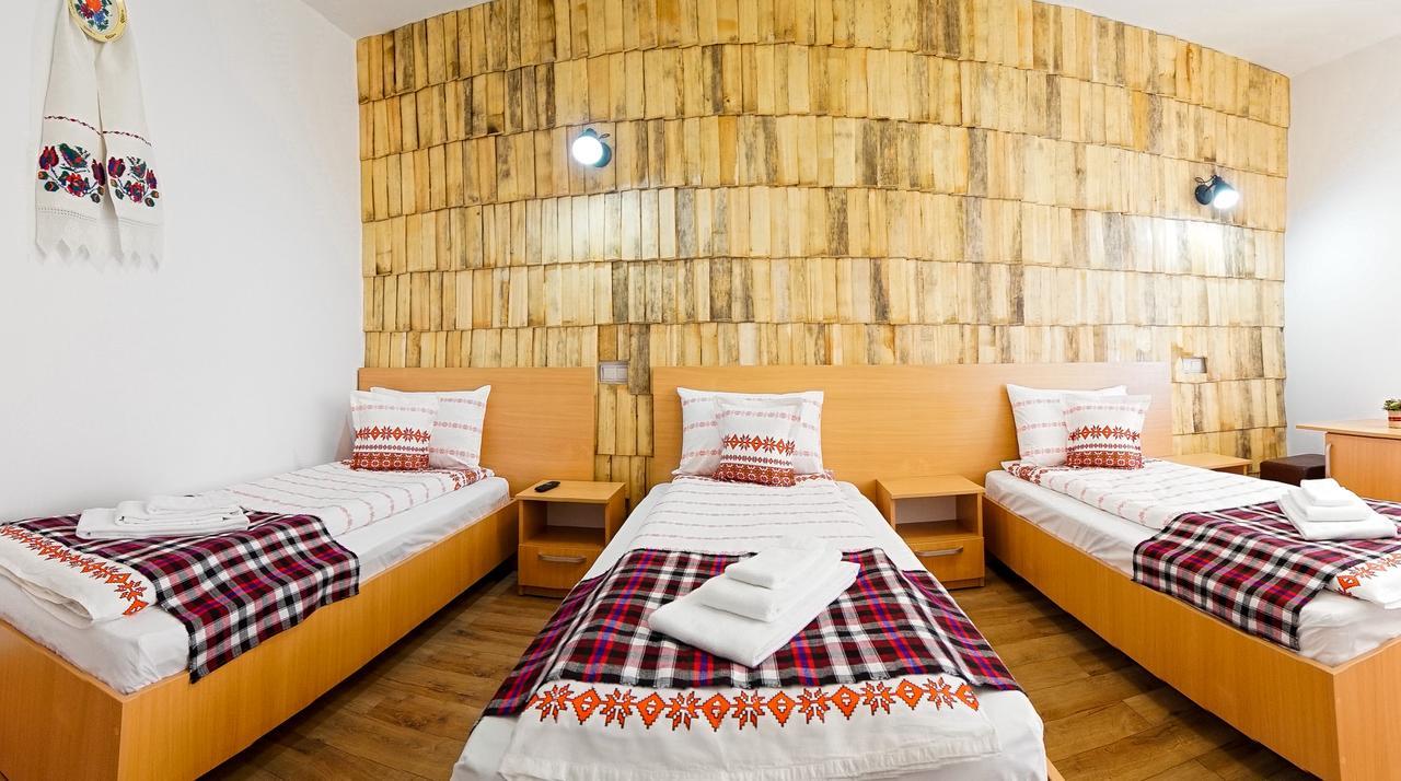 Casa Ralucai Hotell Moisei Exteriör bild