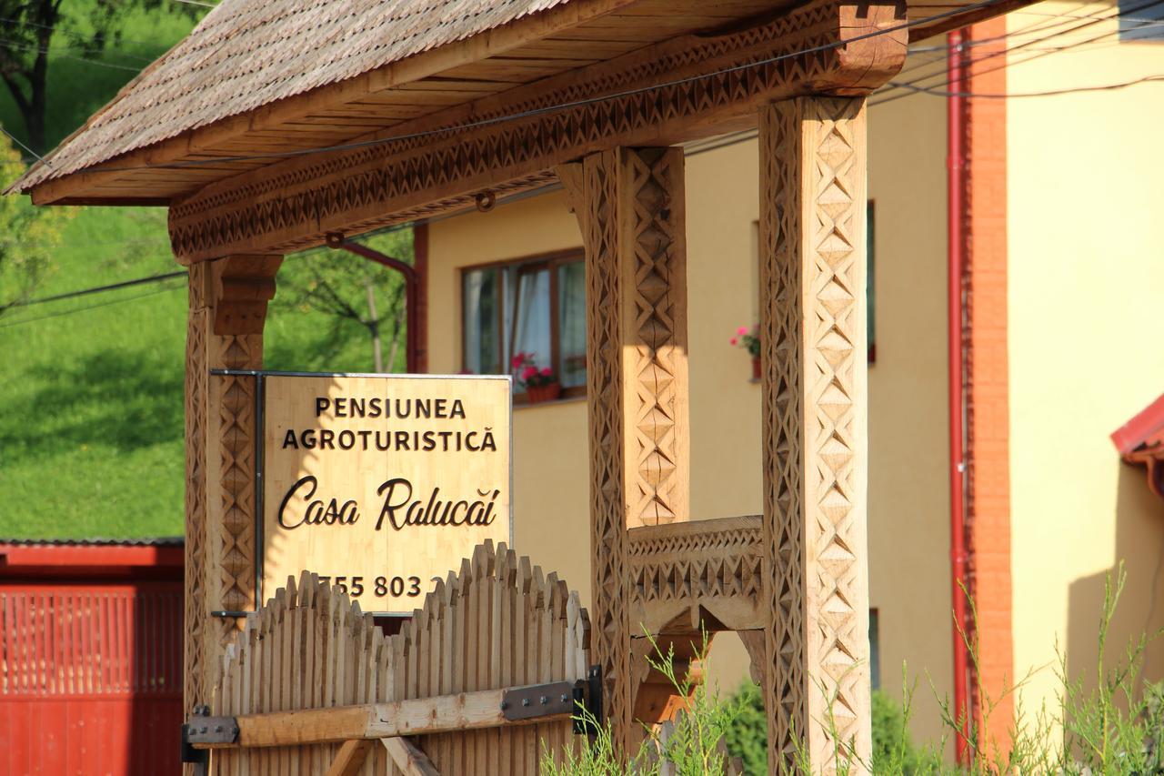 Casa Ralucai Hotell Moisei Exteriör bild