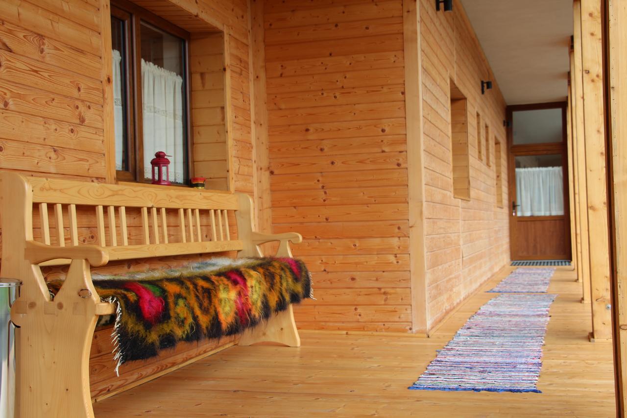 Casa Ralucai Hotell Moisei Exteriör bild