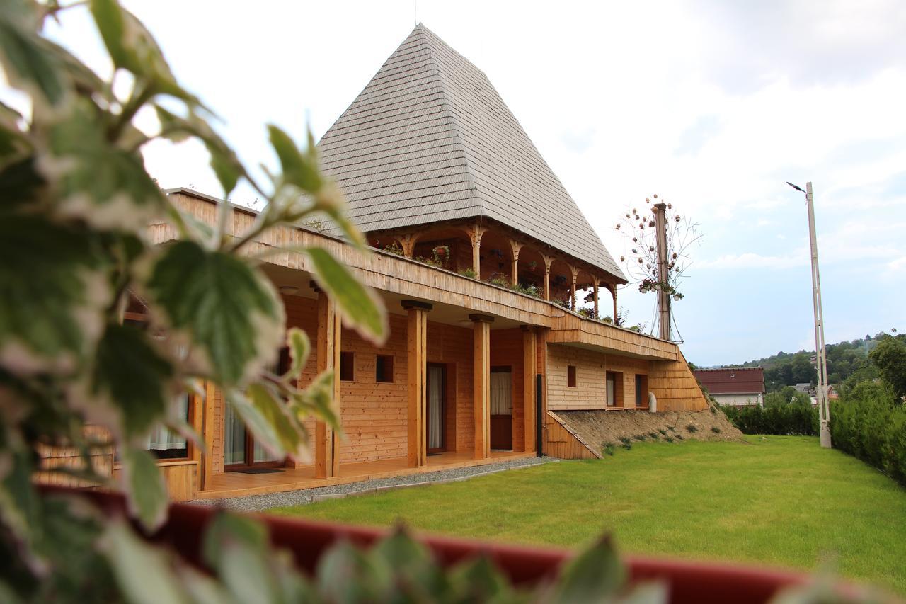 Casa Ralucai Hotell Moisei Exteriör bild