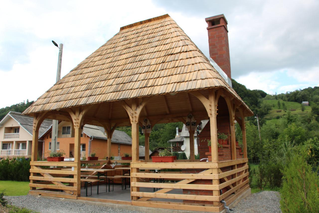 Casa Ralucai Hotell Moisei Exteriör bild