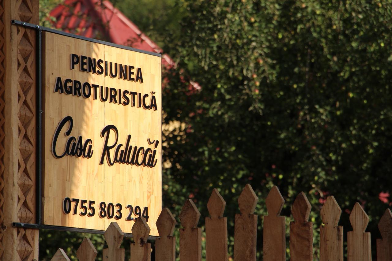 Casa Ralucai Hotell Moisei Exteriör bild